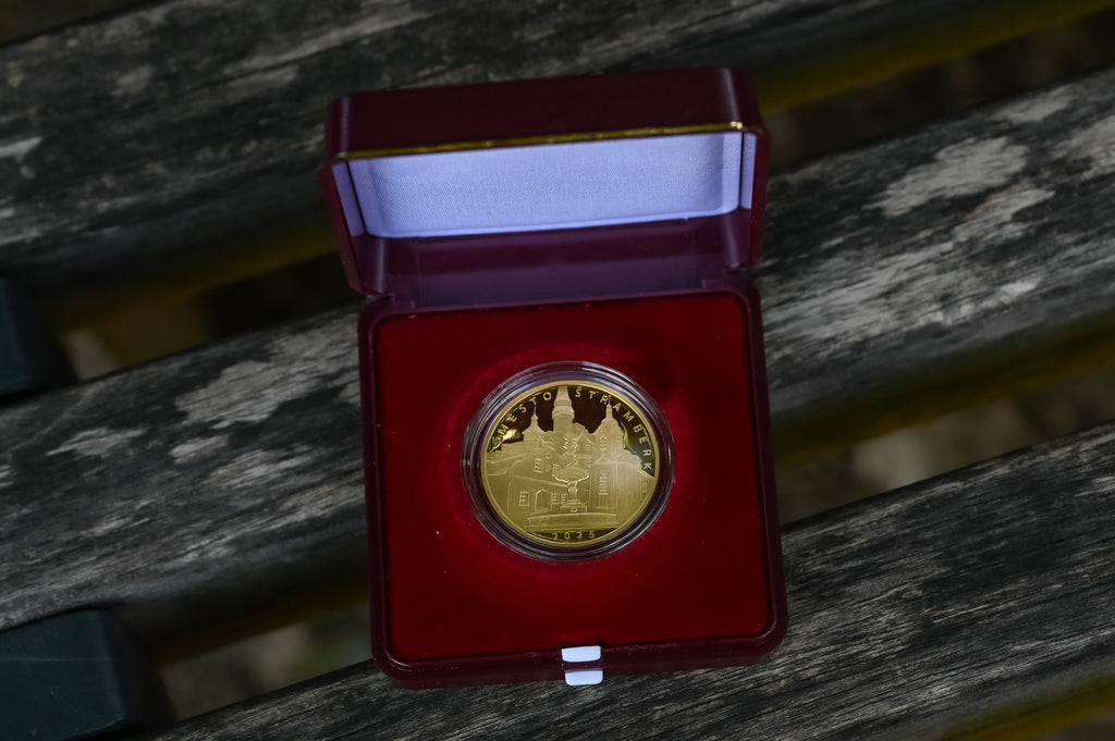Zlatá mince 5000 Kč Městská památková rezervace Štramberk 2025 proof